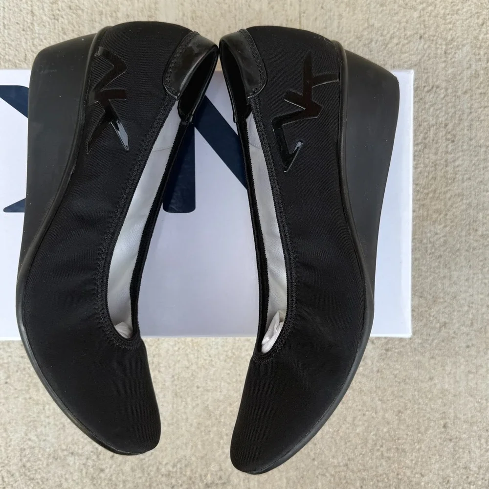 Anne Klein Sport 8.5 Black Mid Wedge Slip On Wedge‎ Shoe